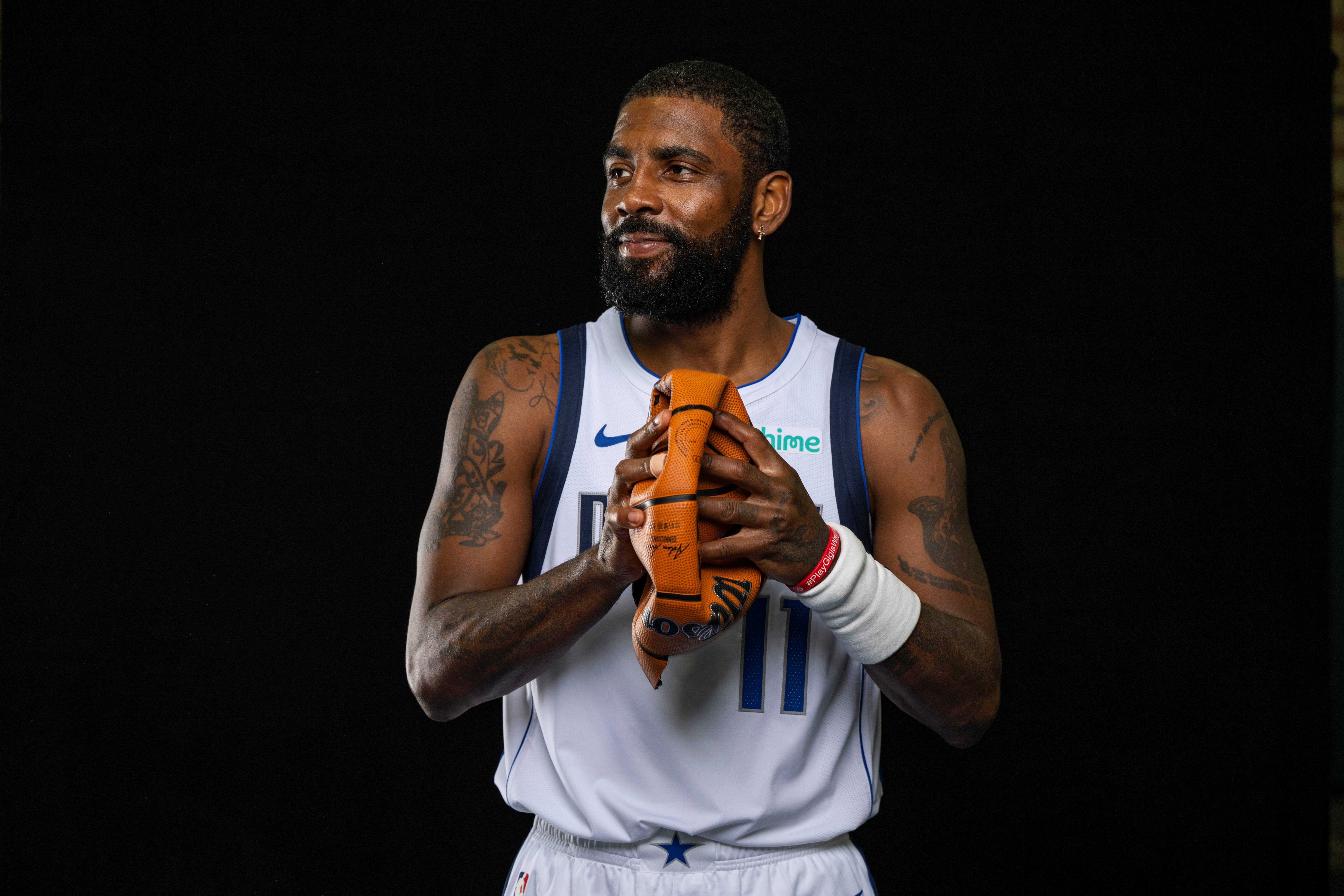 NBA第一支疯狂交易球队诞生：受伤，报销，多位球星全部上交易货架